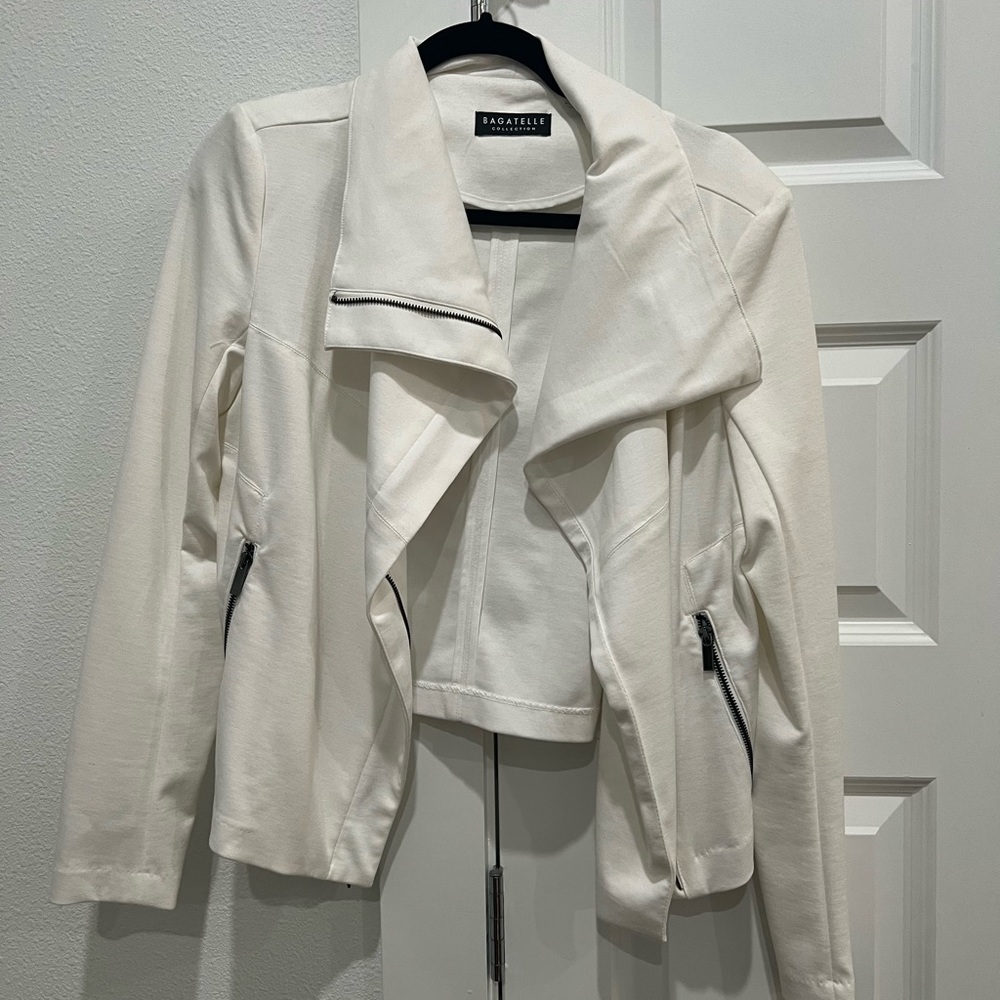 White lightweight jacket